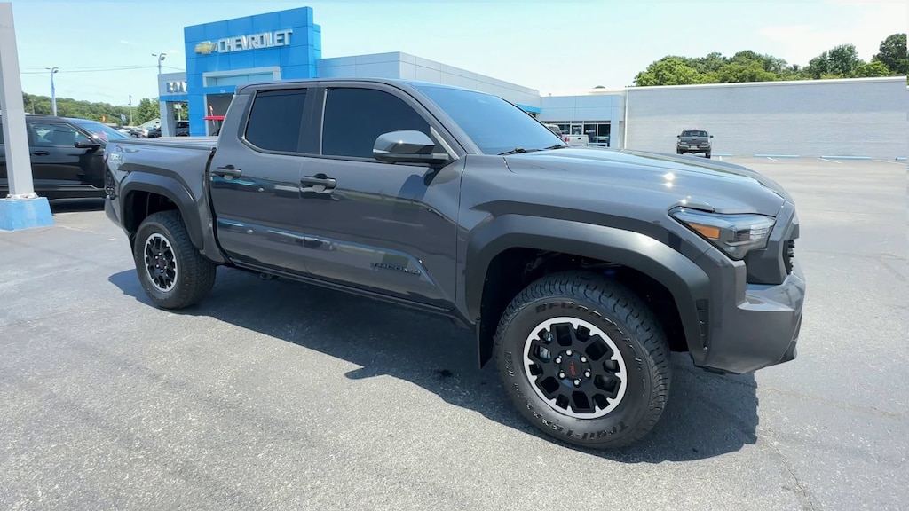 Used 2024 Toyota Tacoma TRD Off Road Truck