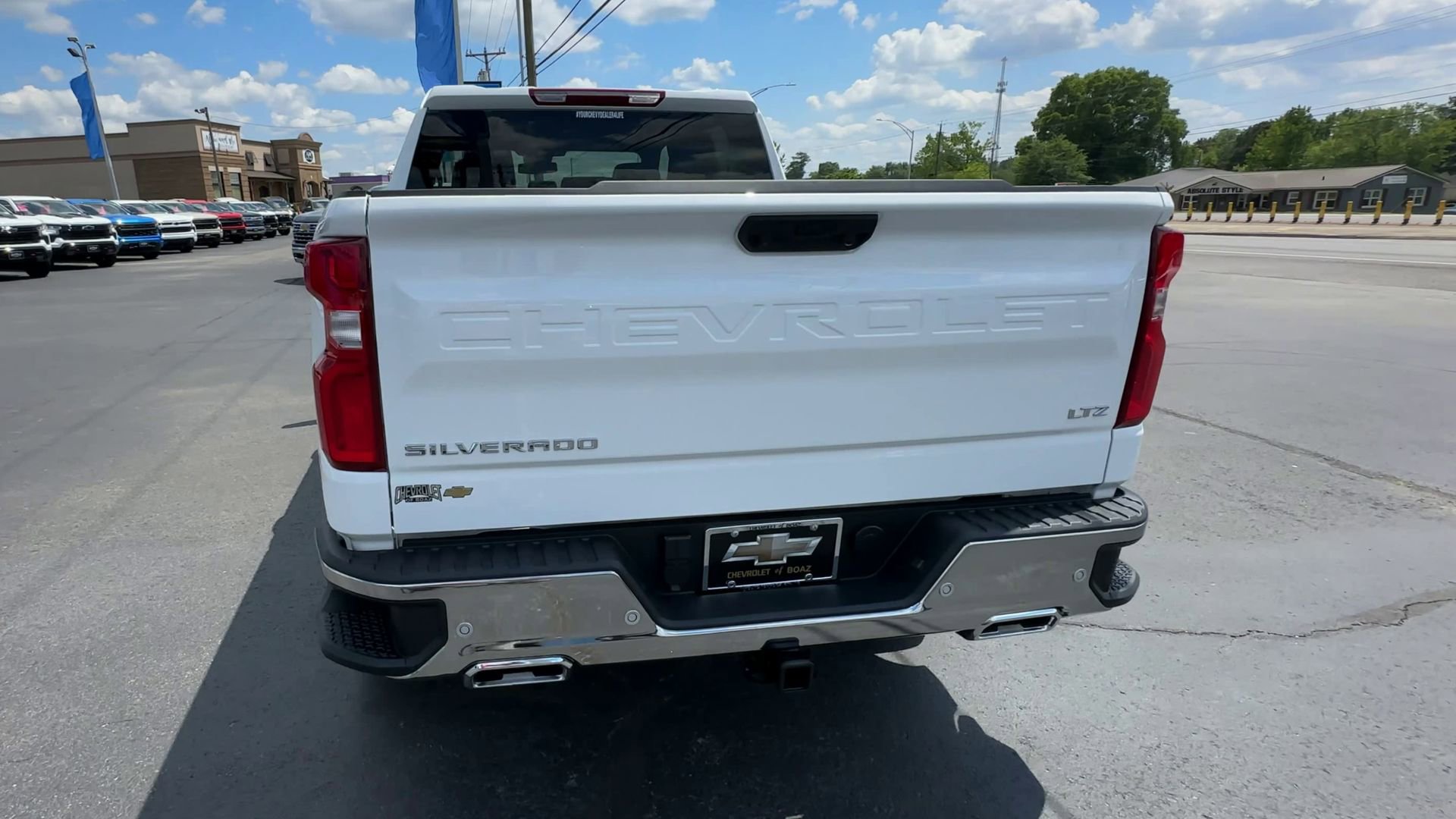 2026 Chevrolet Silverado 1500 LTZ - Photo 7