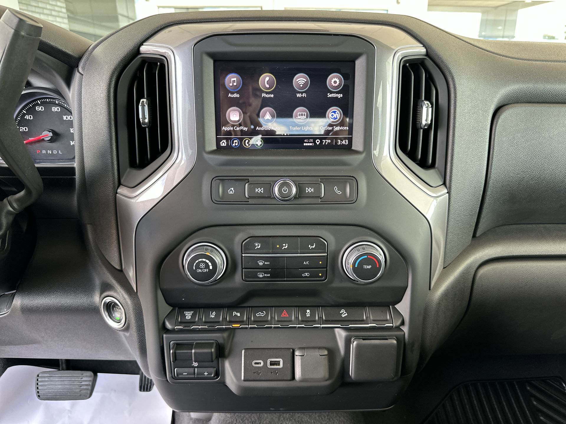 2024 Chevrolet Silverado 2500HD Custom - Photo 31
