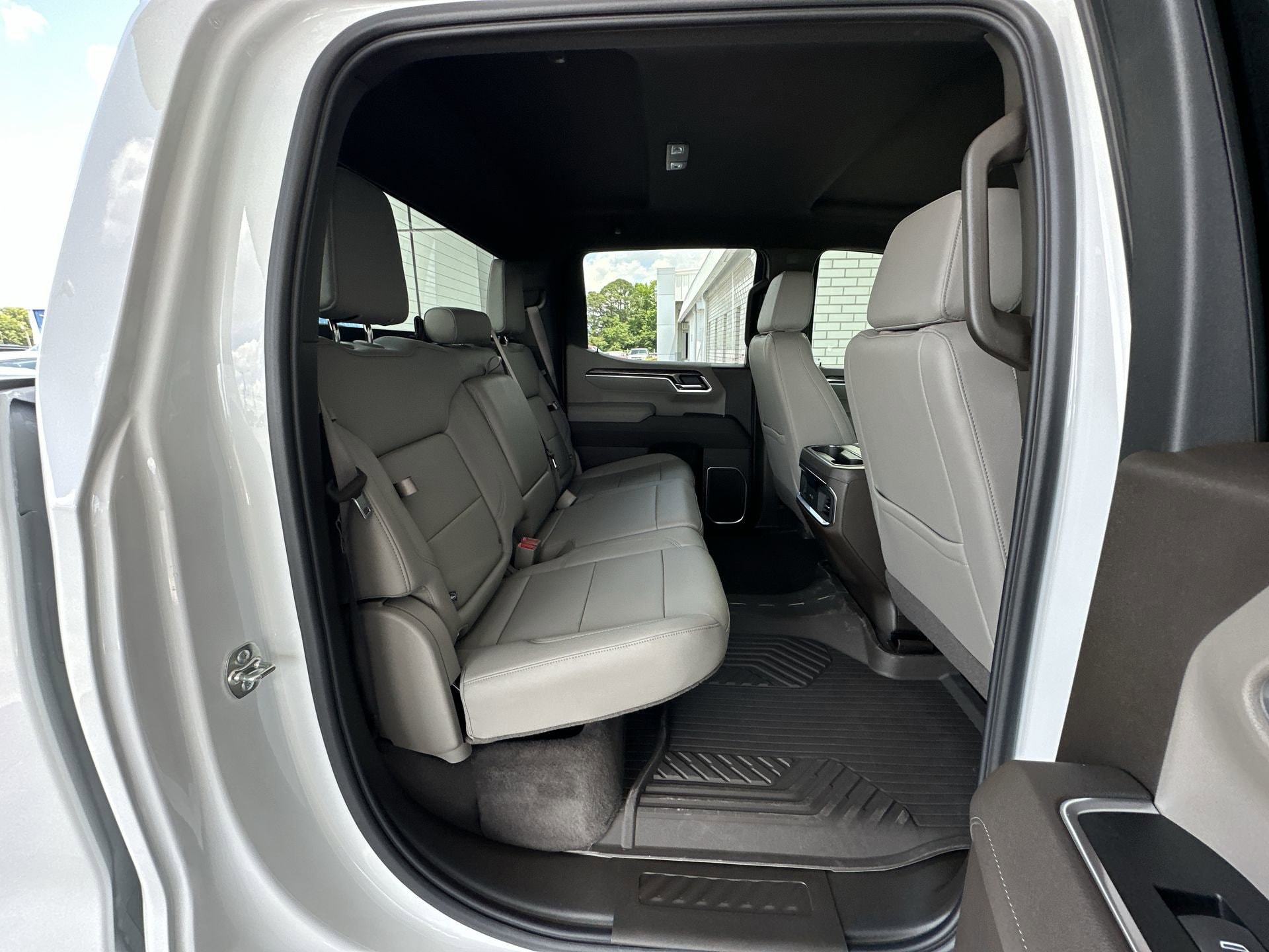 2026 Chevrolet Silverado 1500 LTZ - Photo 26