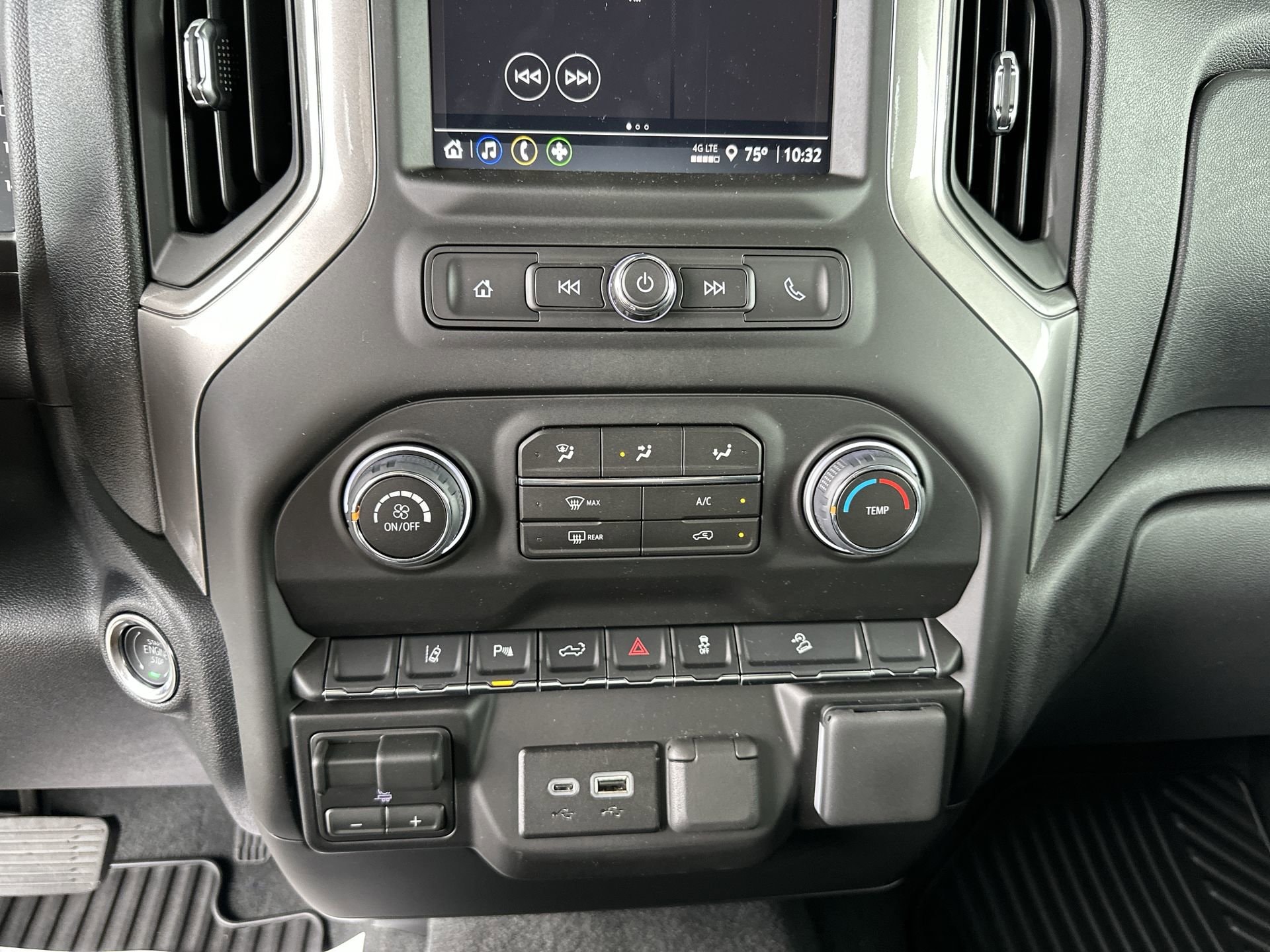 2026 Chevrolet Silverado 2500 HD Custom - Photo 34