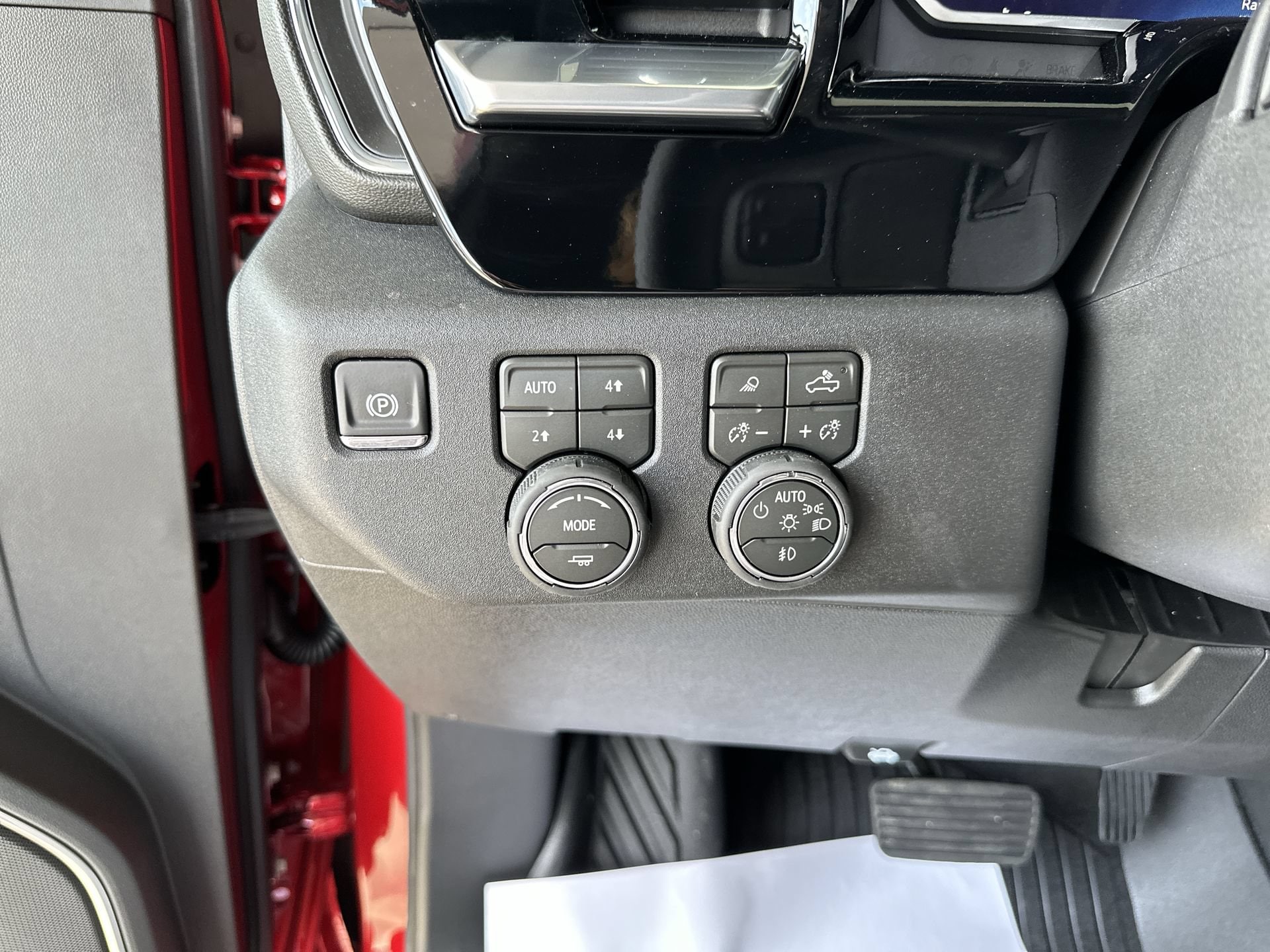 2026 Chevrolet Silverado 2500 HD LTZ - Photo 18