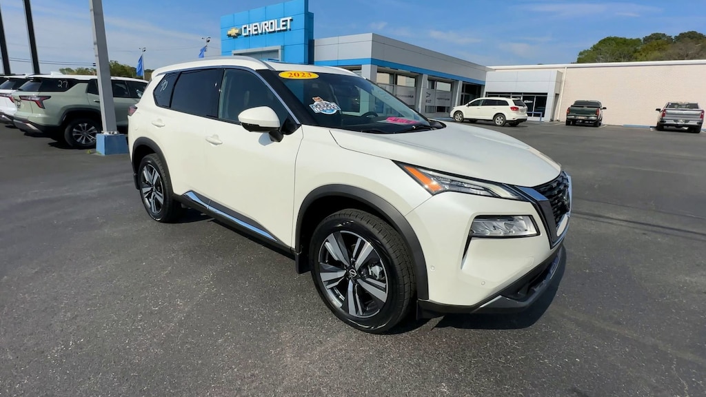 Used 2023 Nissan Rogue SL Intelligent AWD SUV