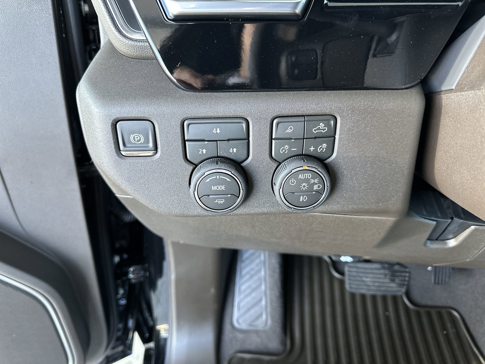 2026 Chevrolet Silverado 2500 HD LT - Photo 18