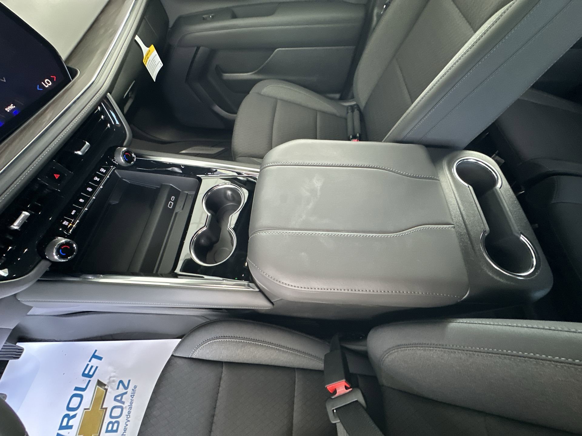 2026 Chevrolet Suburban LS - Photo 35