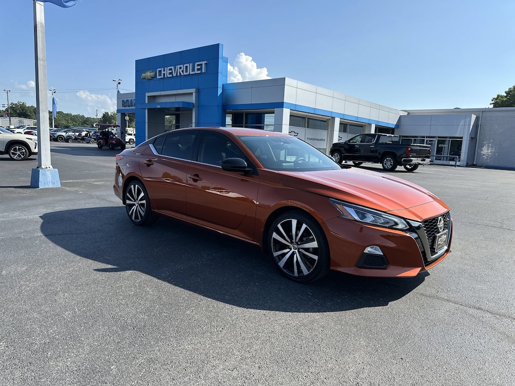 Used 2020 Nissan Altima SR FWD Sedan