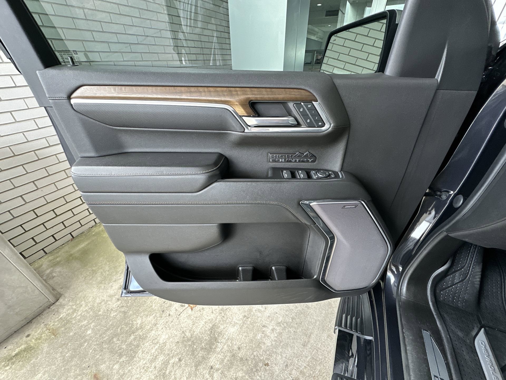 2023 Chevrolet Silverado 1500 High Country - Photo 23