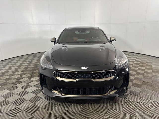 Used 2018 Kia Stinger GT2 with VIN KNAE55LCXJ6013067 for sale in Columbus, IN