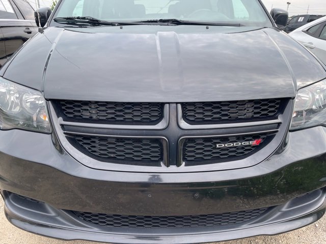 Used 2017 Dodge Grand Caravan SE Plus with VIN 2C4RDGBGXHR563122 for sale in Columbus, IN