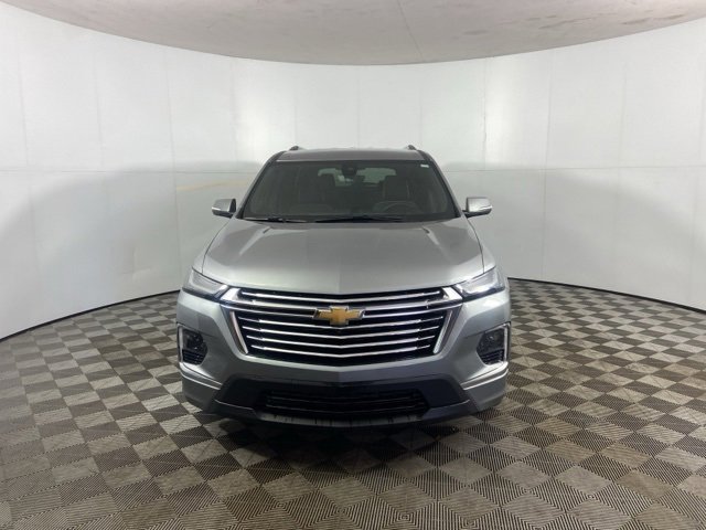 Used 2023 Chevrolet Traverse Premier with VIN 1GNEVKKW7PJ302661 for sale in Columbus, IN