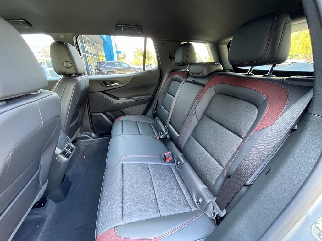 2027 Chevrolet Equinox RS - Photo 26