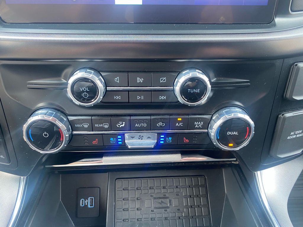 2023 Ford F-150 Platinum - Photo 17