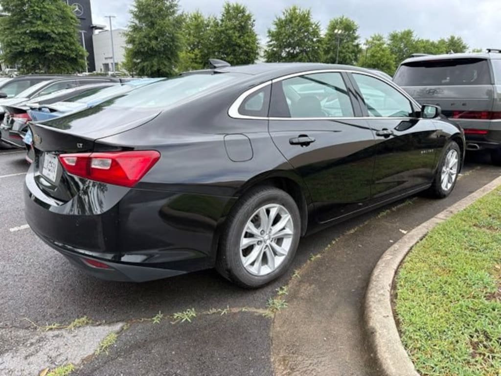 Used 2025 Chevrolet Malibu 1LT Car