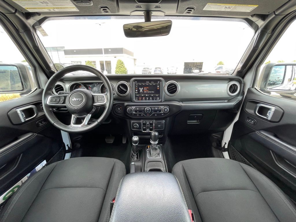 2022 Jeep Wrangler Unlimited Sahara - Photo 28