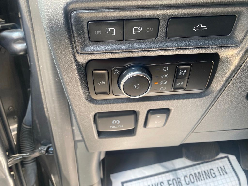 2023 Ford F-150 Platinum - Photo 13