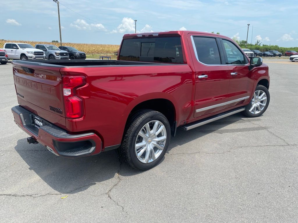 2023 Chevrolet Silverado 1500 High Country - Photo 9