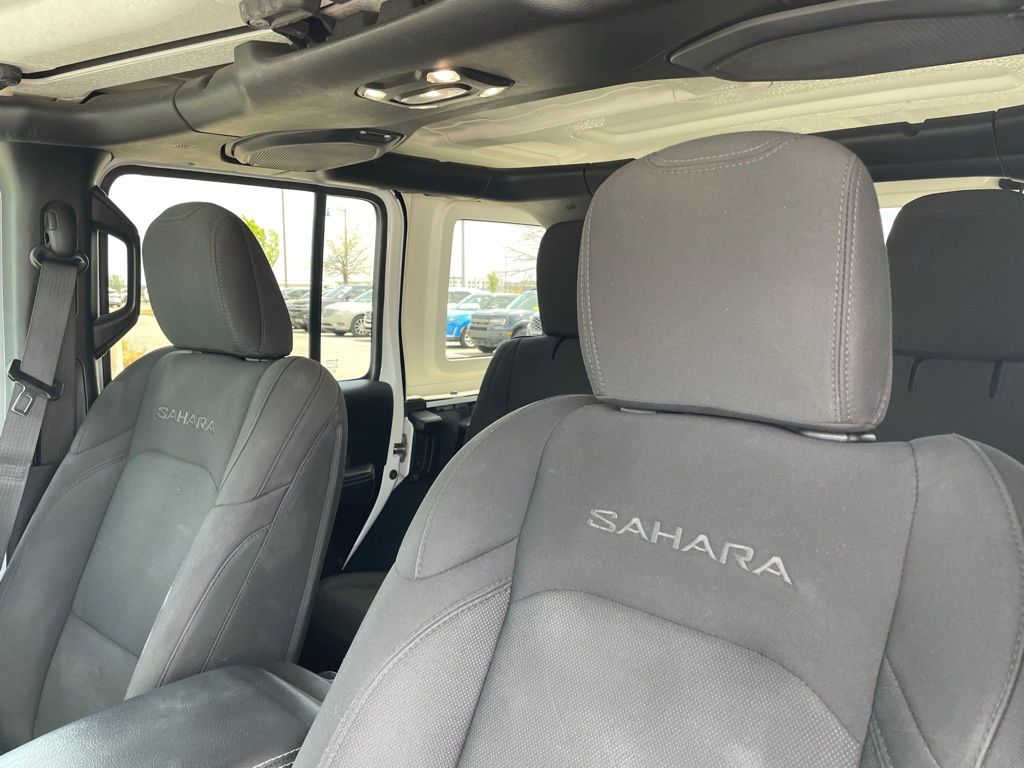 2022 Jeep Wrangler Unlimited Sahara - Photo 23