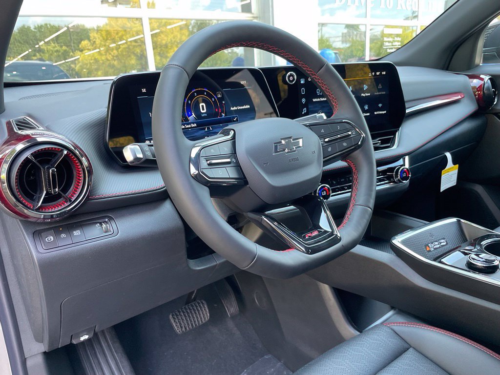 2027 Chevrolet Equinox RS - Photo 10