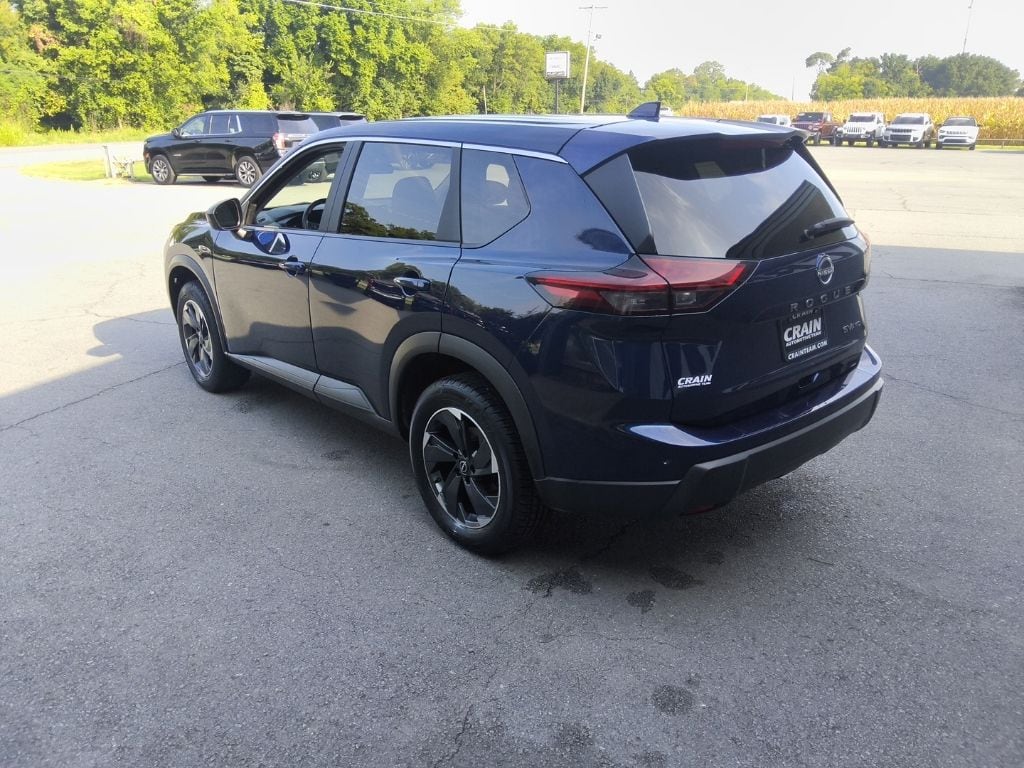Used 2024 Nissan Rogue SV SUV