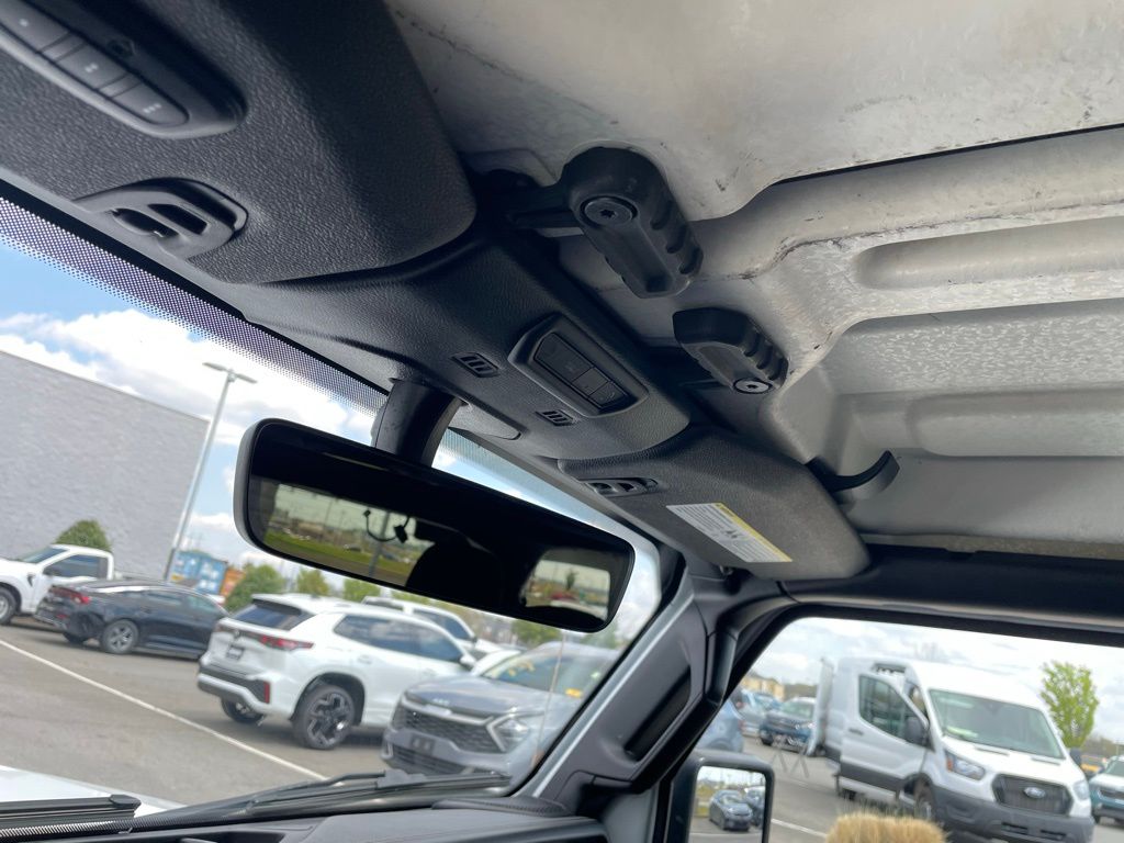 2022 Jeep Wrangler Unlimited Sahara - Photo 21