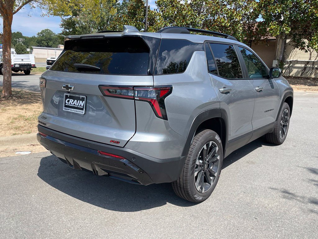 2027 Chevrolet Equinox RS - Photo 8