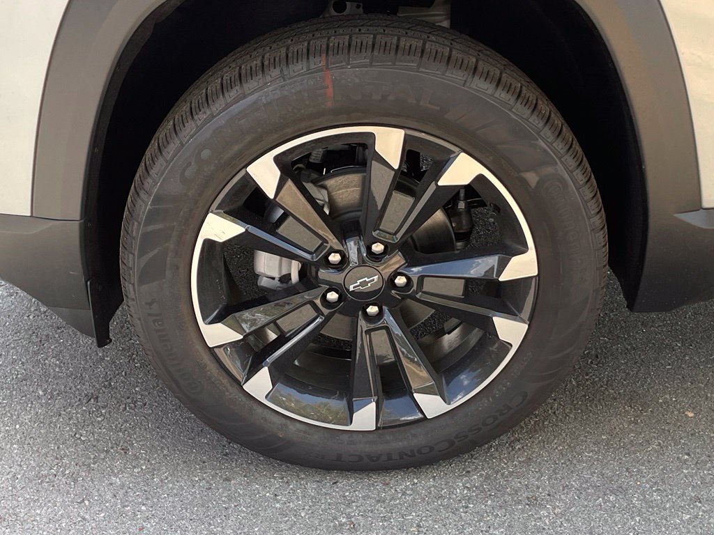 2027 Chevrolet Equinox RS - Photo 32