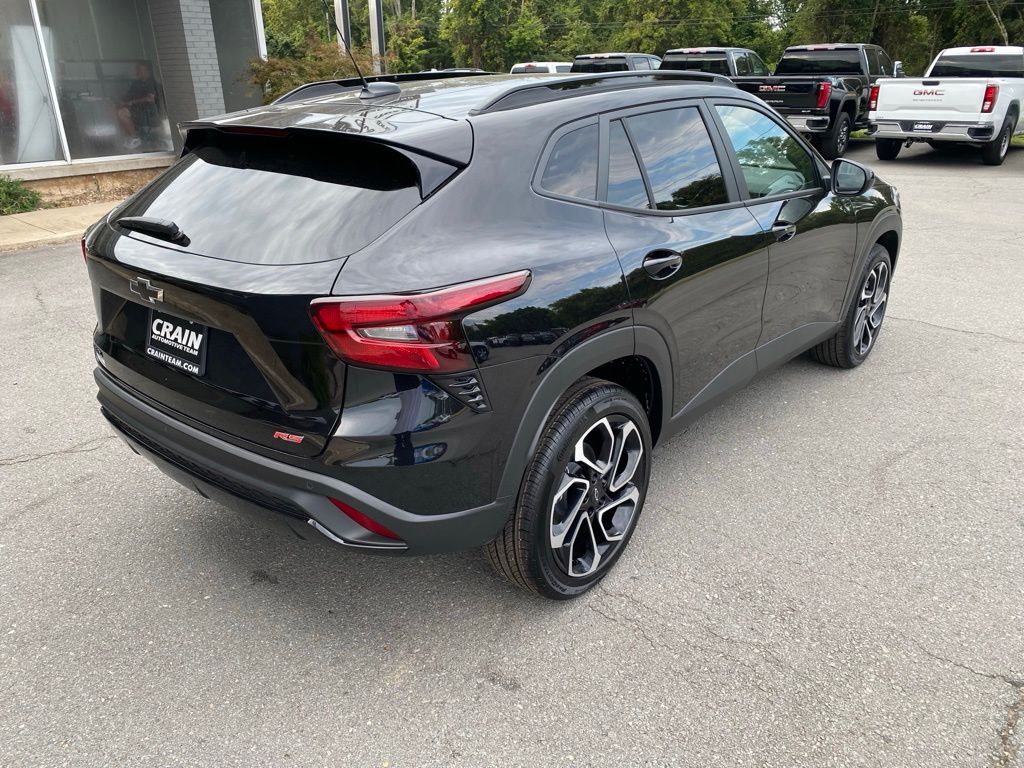2026 Chevrolet Trax RS - Photo 9