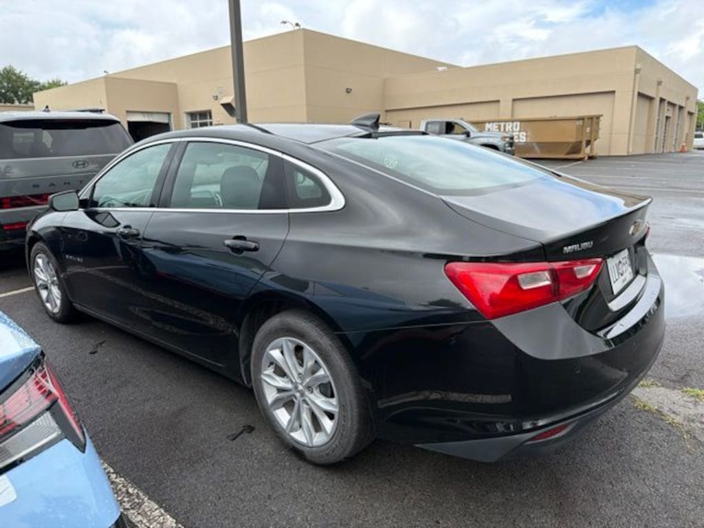 Used 2025 Chevrolet Malibu LT Sedan