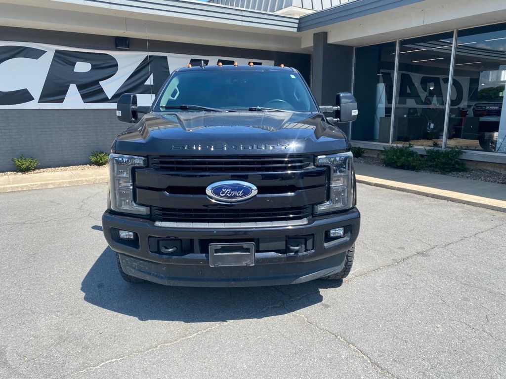 Used 2019 Ford F-250 Super Duty Lariat with VIN 1FT7W2BT2KEG65522 for sale in Little Rock