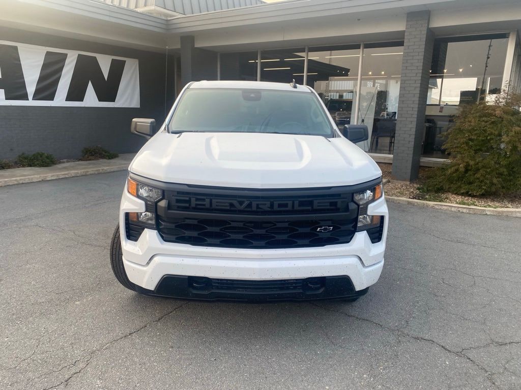 New 2026 Chevrolet Silverado 1500 Custom Truck