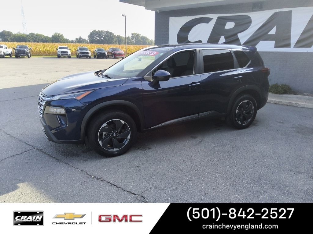 Used 2024 Nissan Rogue SV SUV