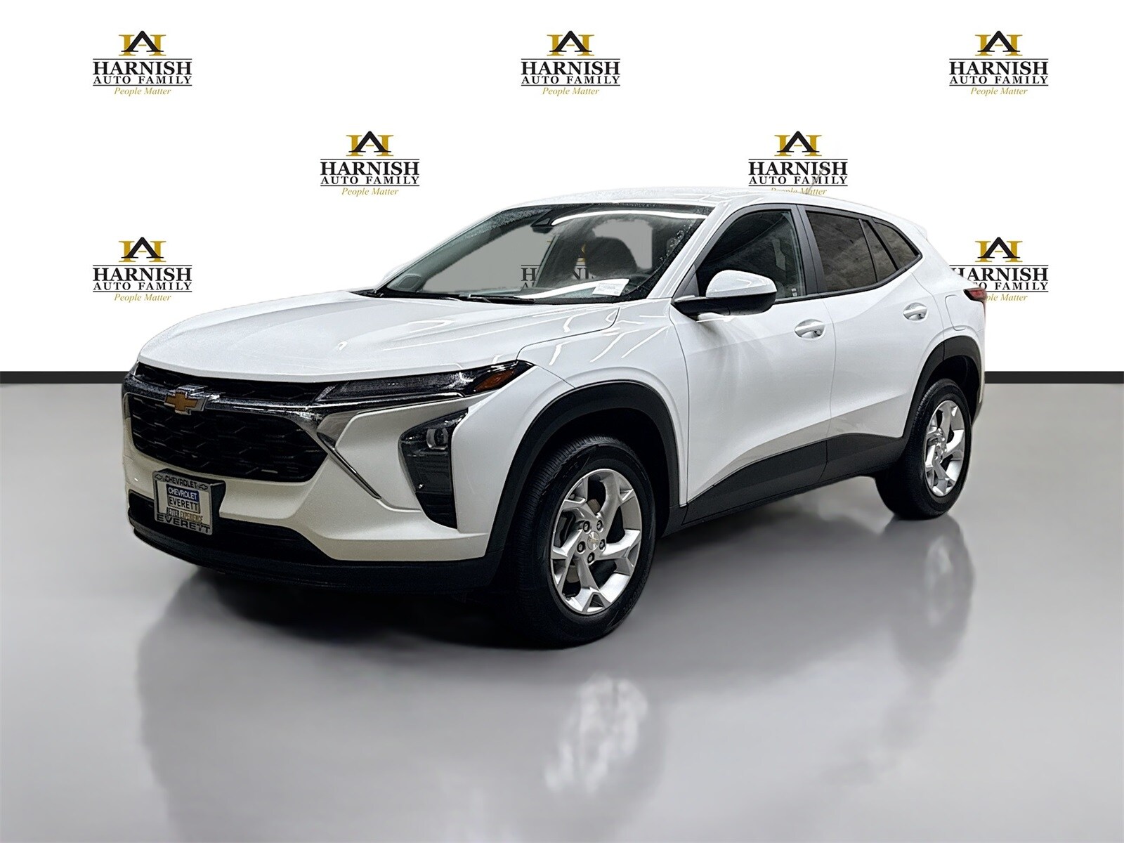 2024 Chevrolet Trax LS's photo