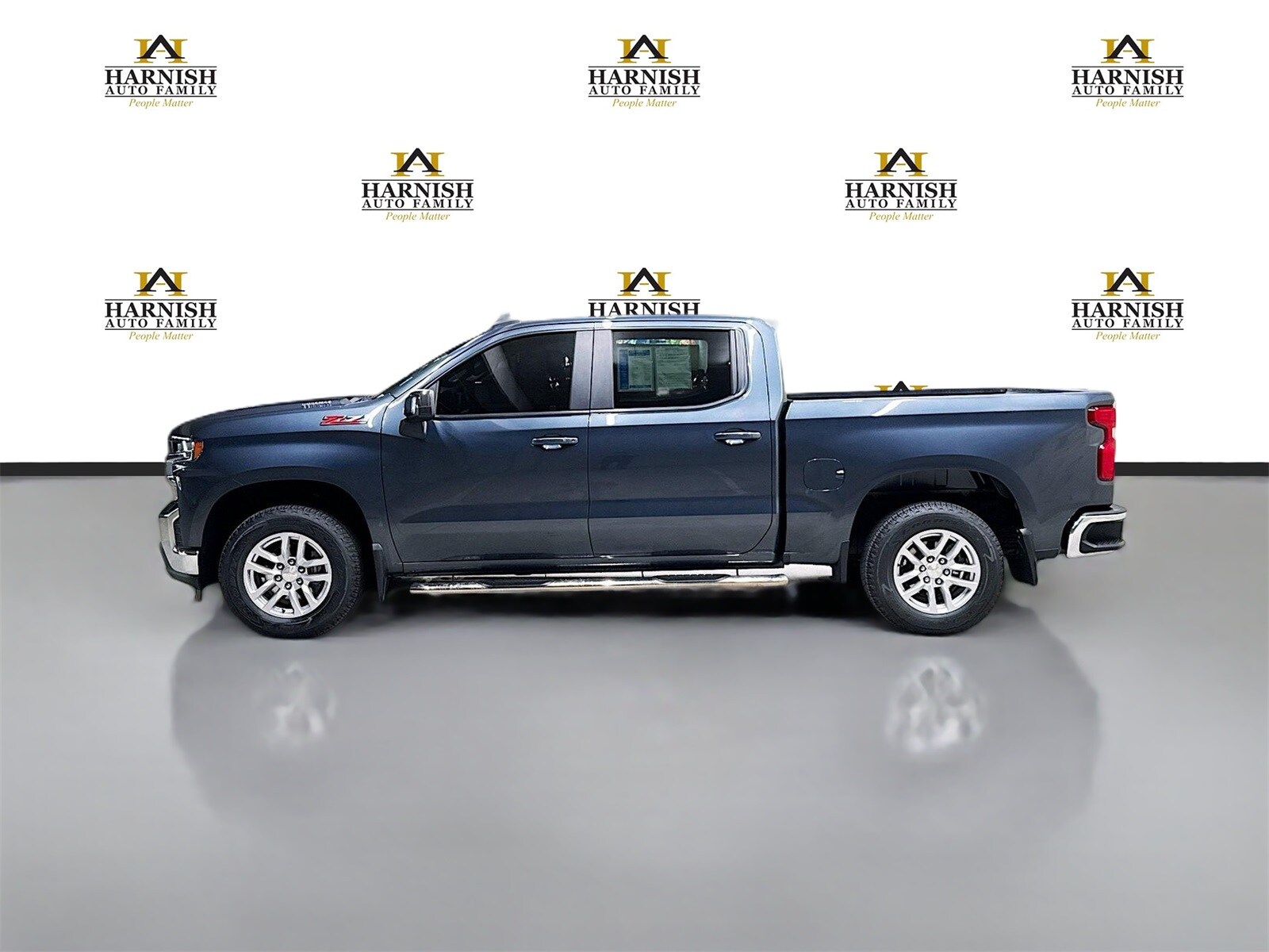 2021 Chevrolet Silverado 1500 LT photo 4