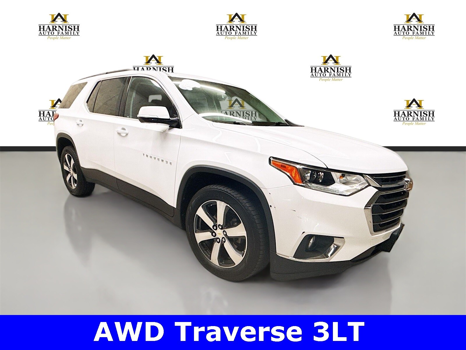 2019 Chevrolet Traverse 3LT photo 2