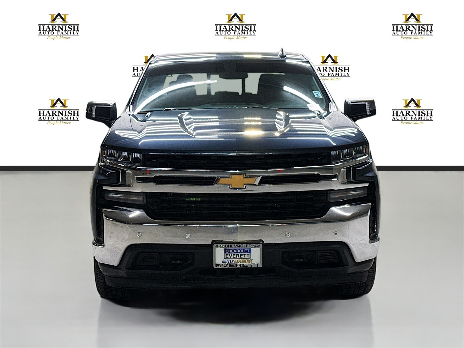 2021 Chevrolet Silverado 1500 LT photo 2
