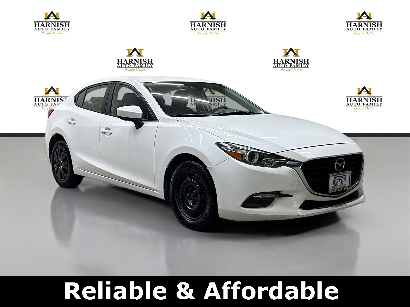 2018 Mazda Mazda3 Sport photo 2