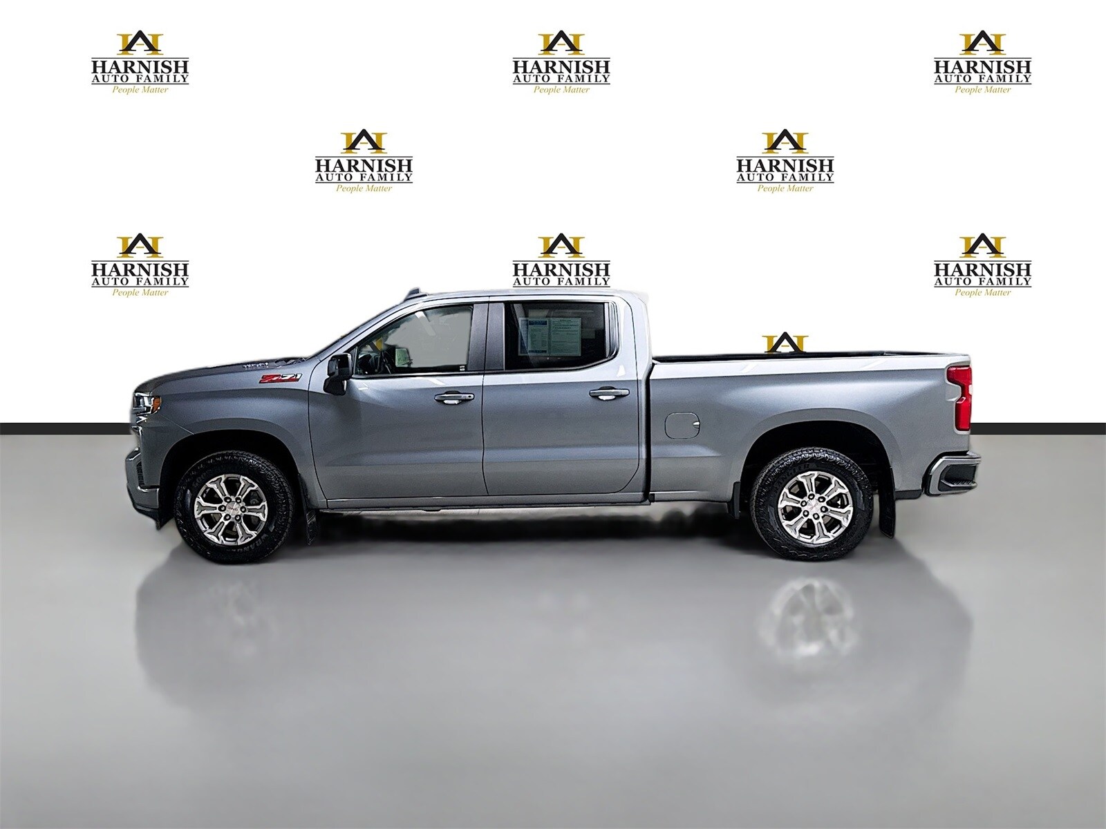 2021 Chevrolet Silverado 1500 RST photo 4