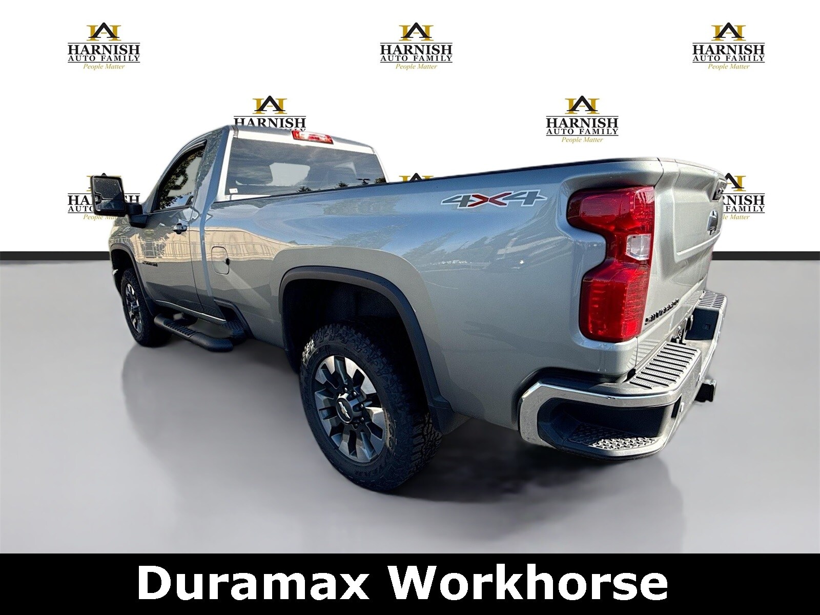 2025 Chevrolet Silverado 2500HD LT photo 2