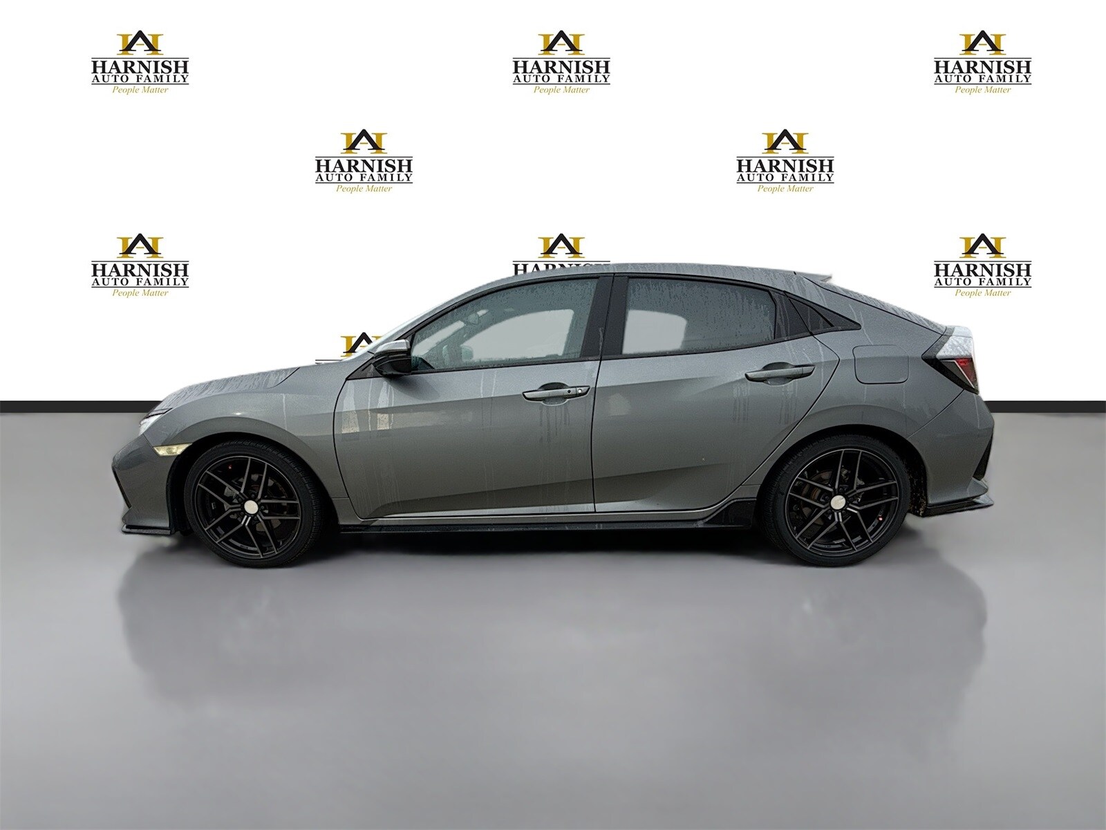 2018 Honda Civic Sport Touring Hatchback photo 2