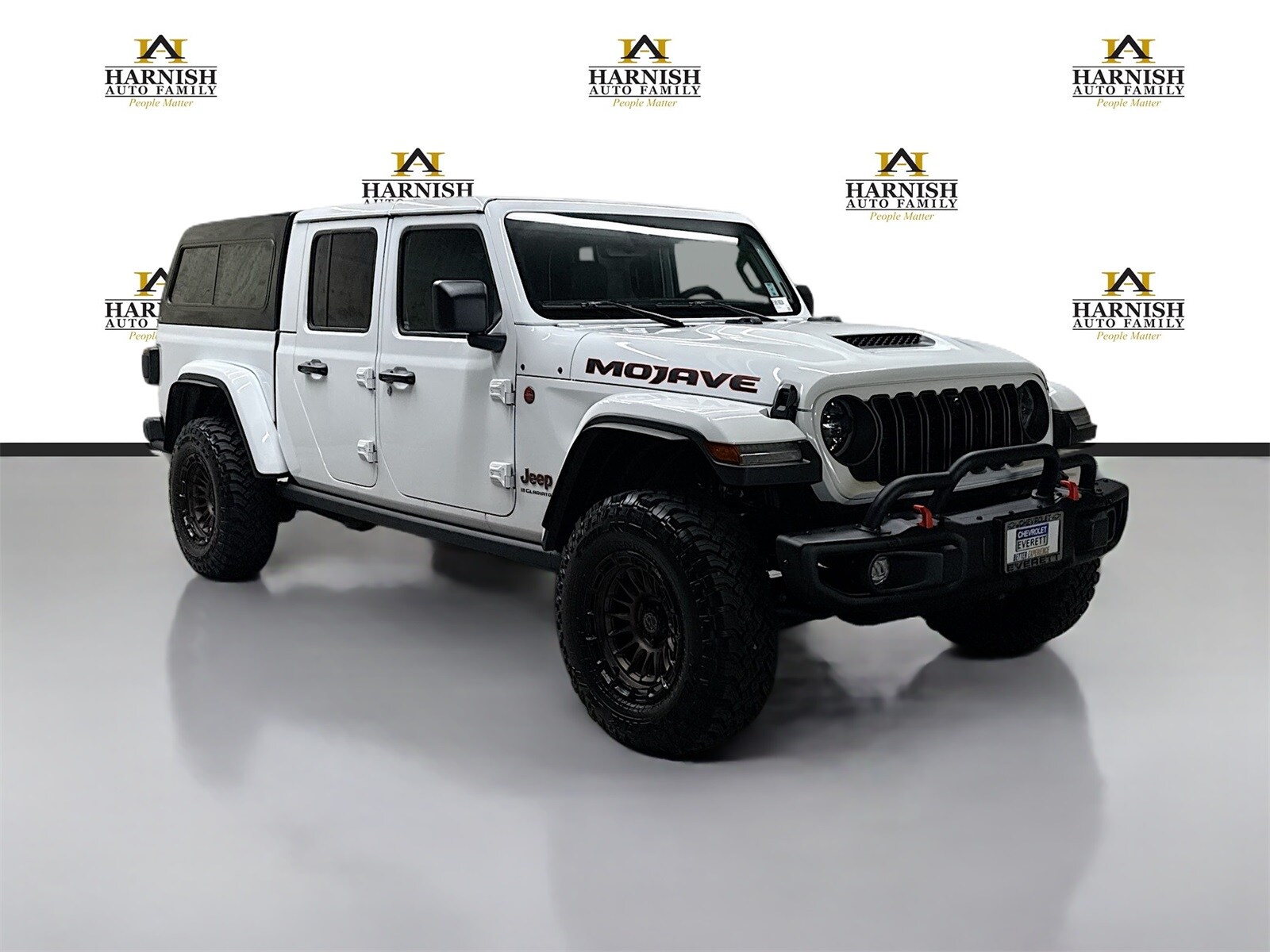 2024 Jeep Gladiator Mojave photo 3