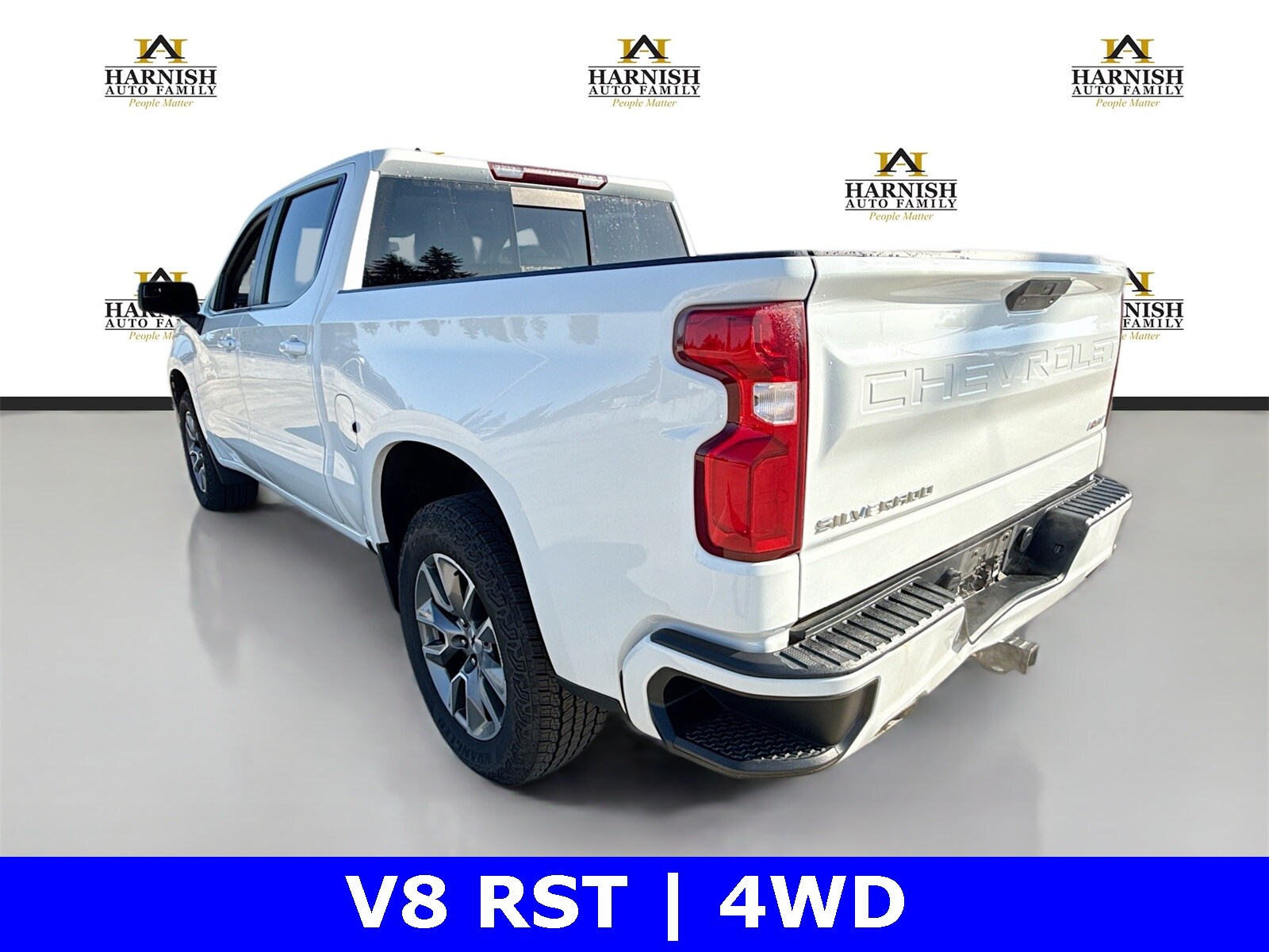 2021 Chevrolet Silverado 1500 RST photo 3