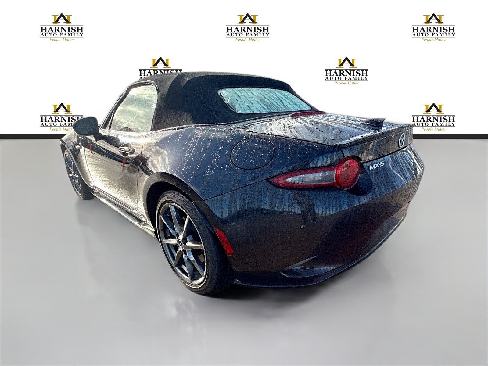 2017 Mazda MX-5 Miata Miata Grand Touring photo 3