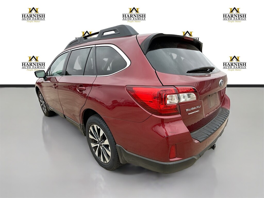 Used 2015 Subaru Outback 2.5i Limited w/Moonroof/KeylessAccess/Nav/EyeSight SUV