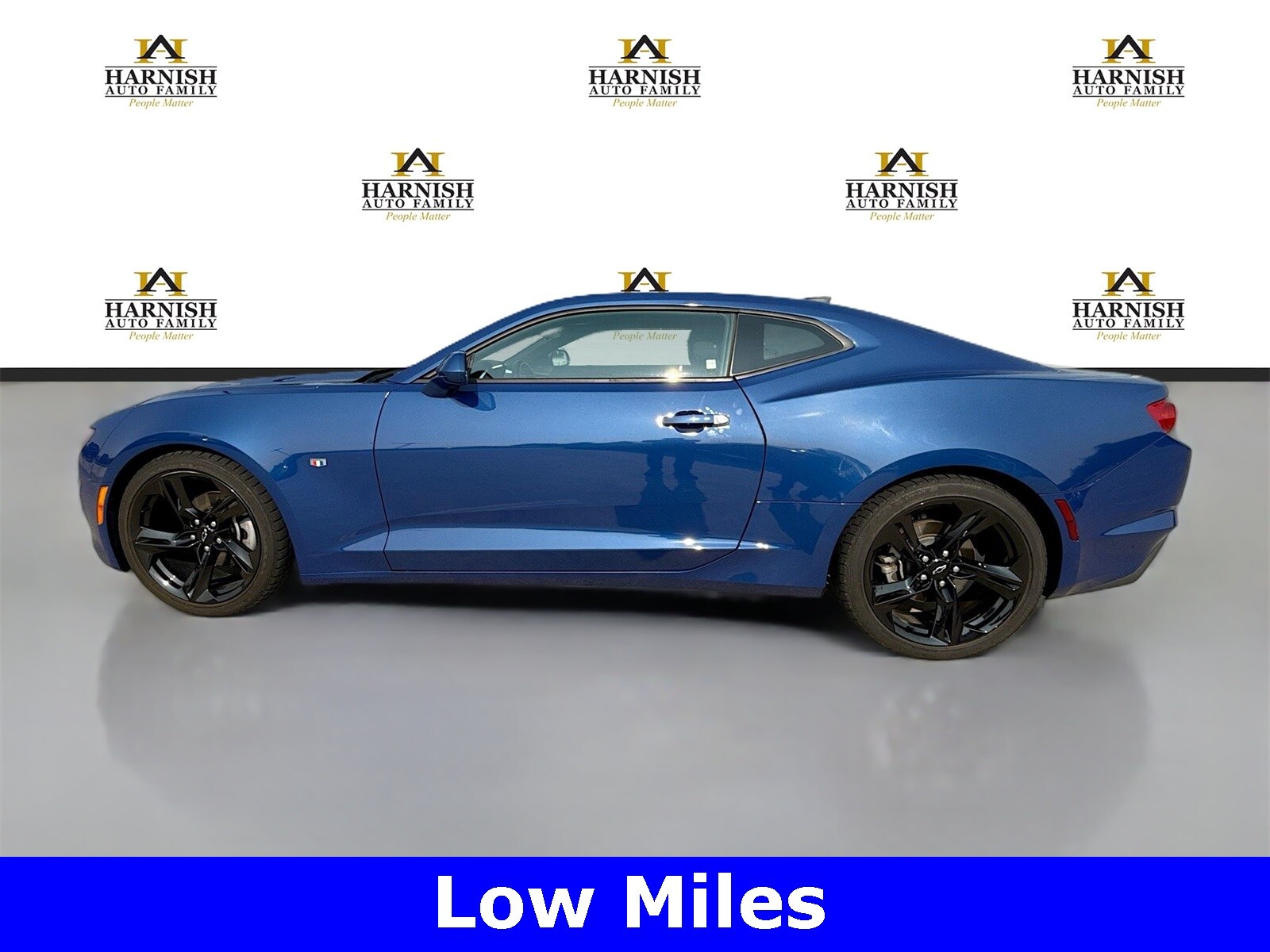 2021 Chevrolet Camaro 1LT photo 2