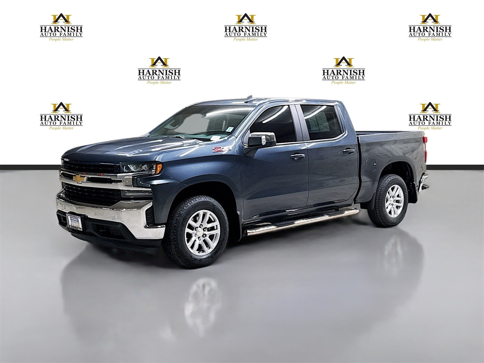 2021 Chevrolet Silverado 1500 LT photo 3