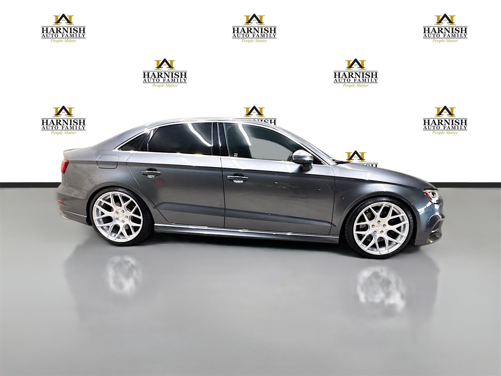 2017 Audi S3 Premium Plus photo 4