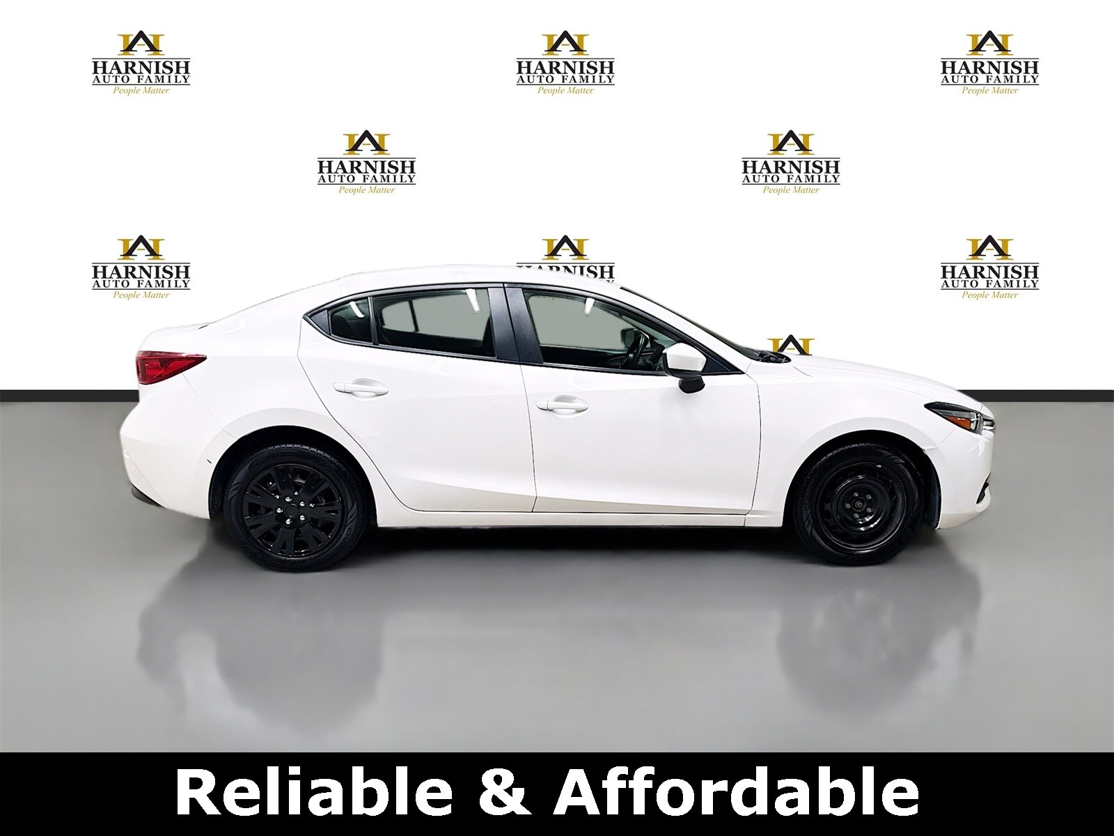2018 Mazda Mazda3 Sport photo 3