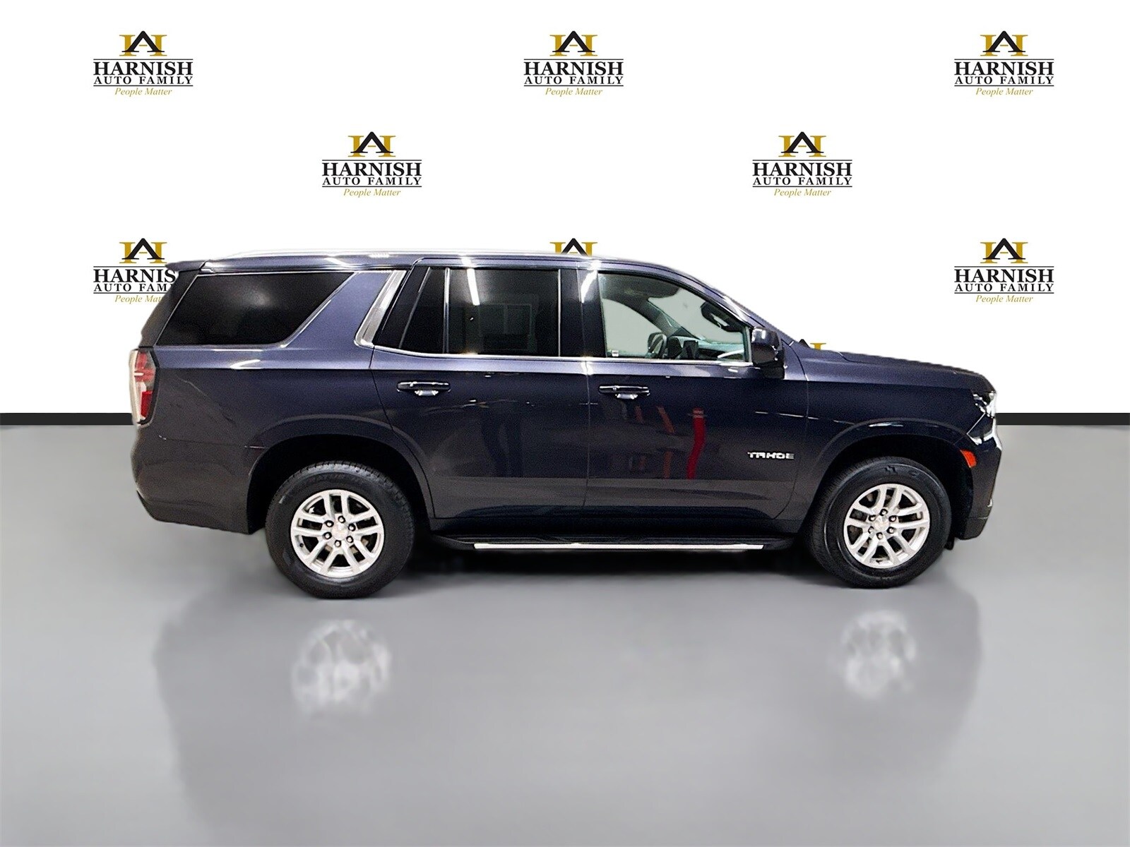 2023 Chevrolet Tahoe LT photo 4