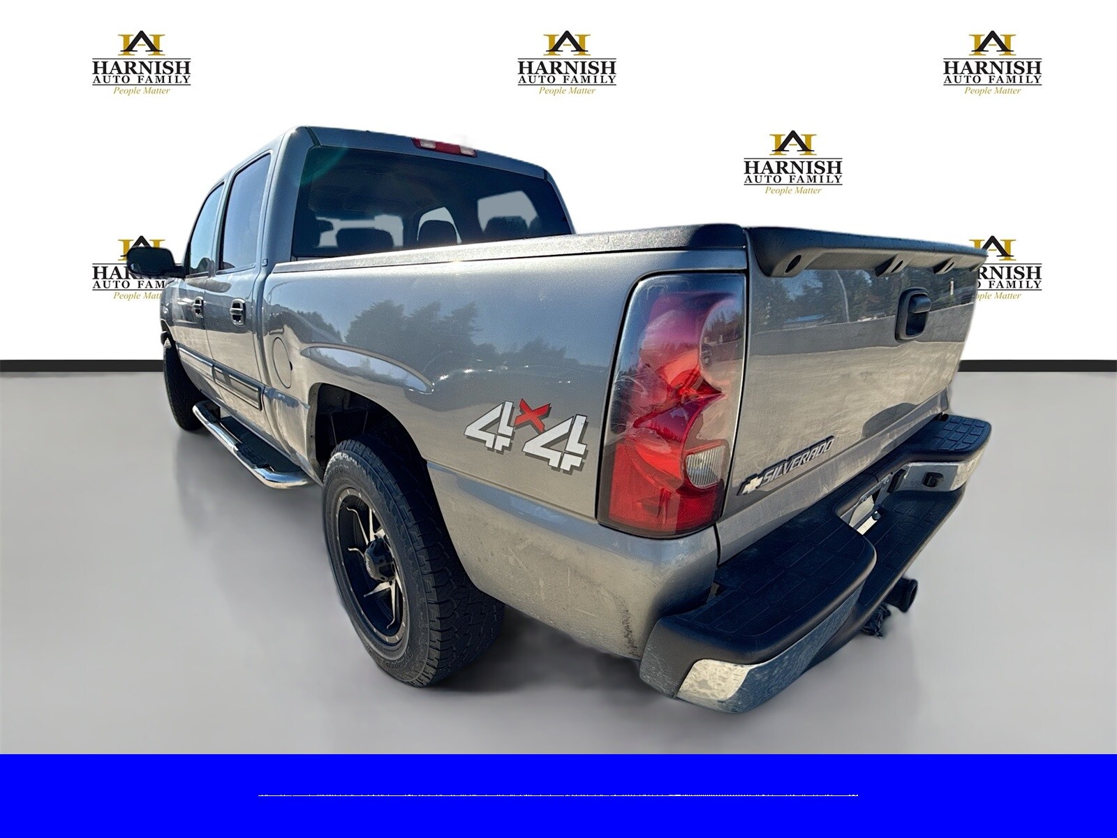 2021 Chevrolet Silverado 1500 Custom photo 2