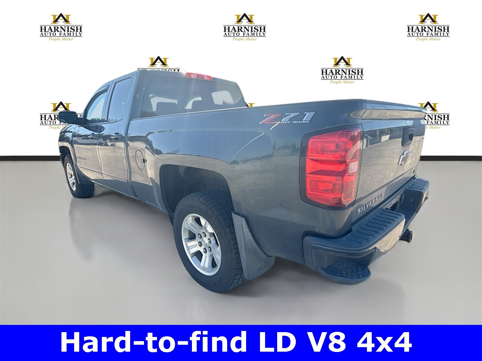 2019 Chevrolet Silverado 1500 LT photo 3
